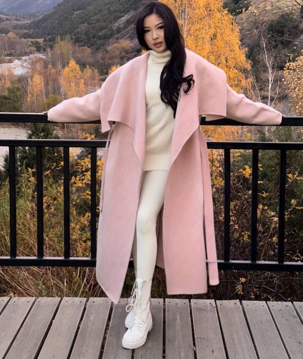 Продается онлайн магазин одежды