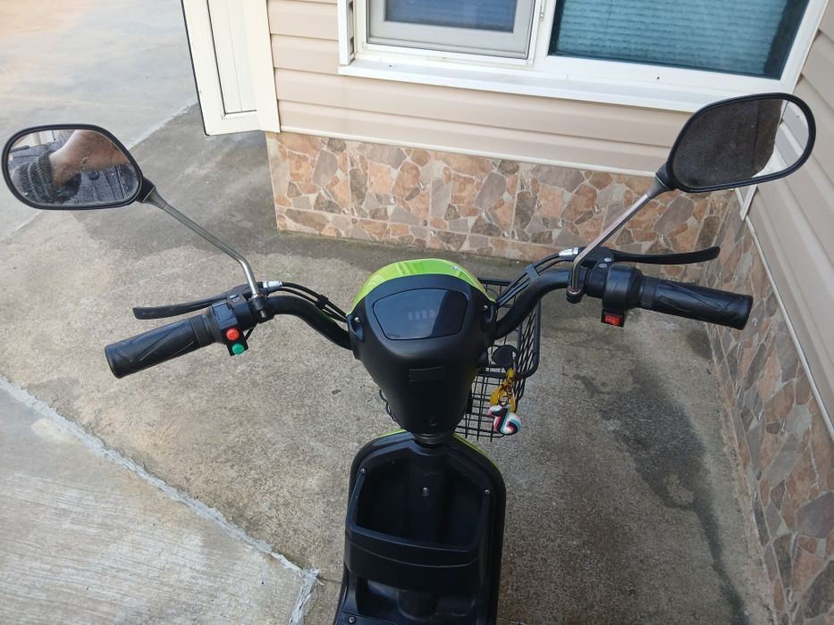 Електрически мотопед - педалетка