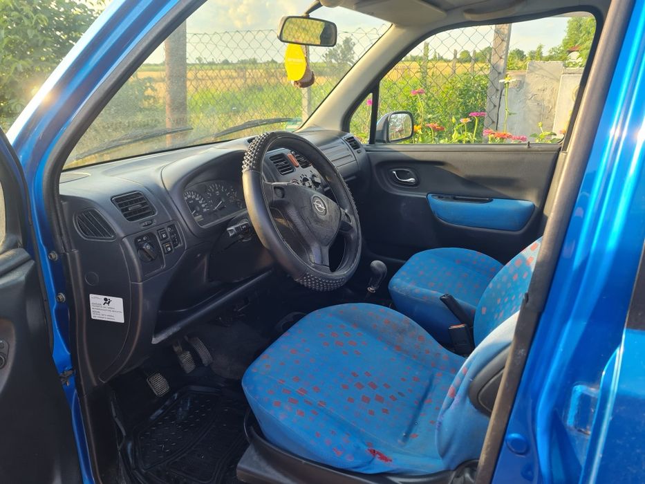 Opel Agila  2001
