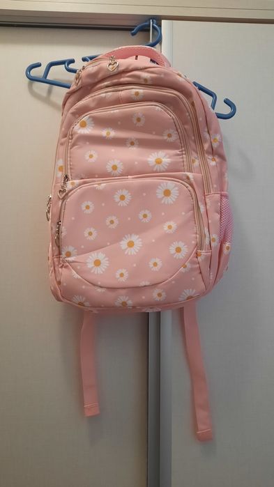 Нова ученическа раница