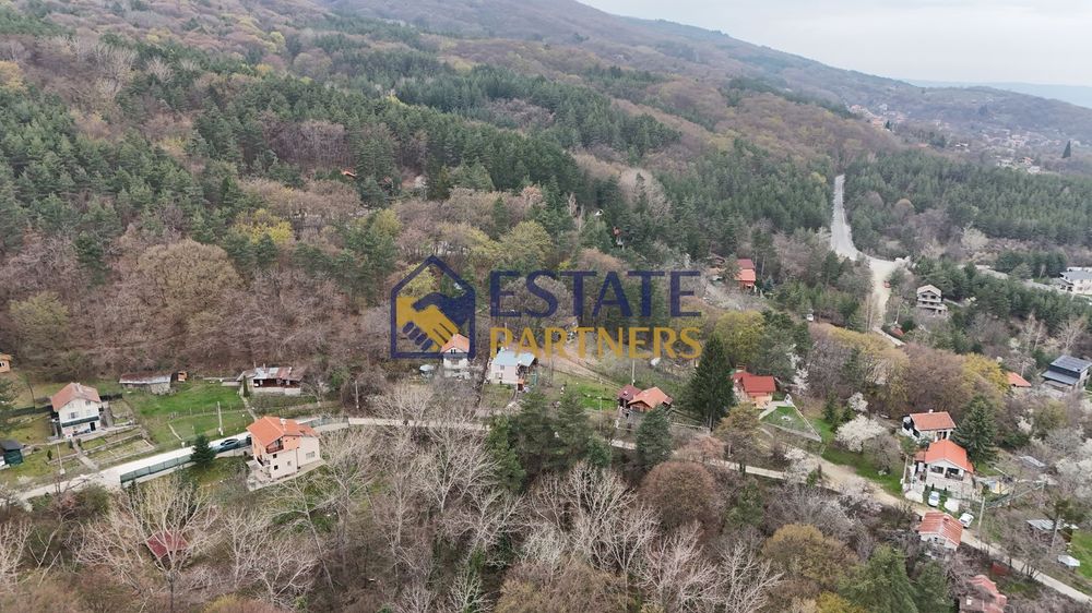 Къща в Пловдив, област-с.Гълъбово площ 186 цена 298000