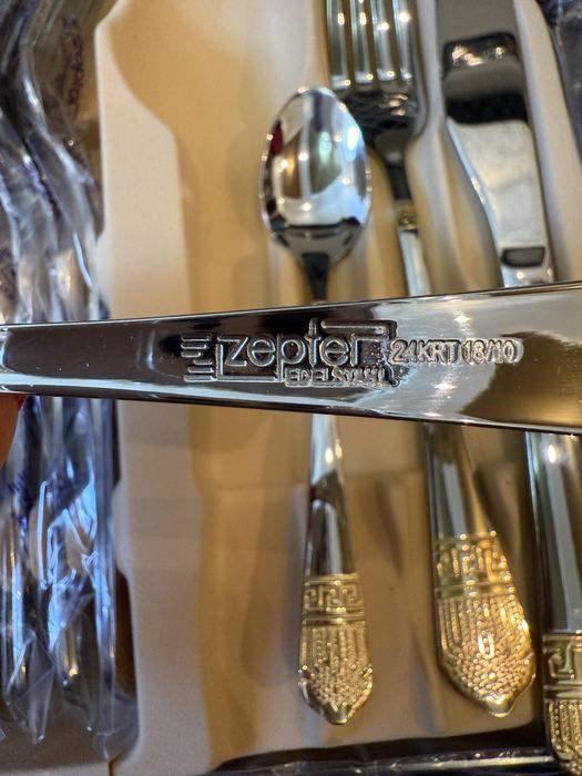 Продам набор столовых предметов