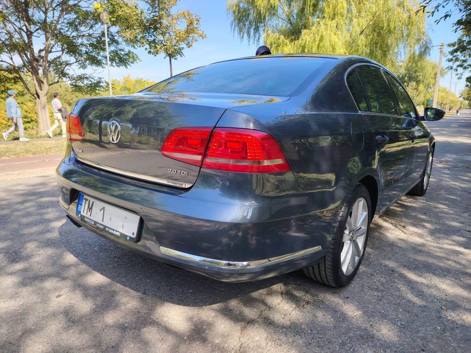 VW Passat B7 Highline Sedan 2.0 TDI 2011