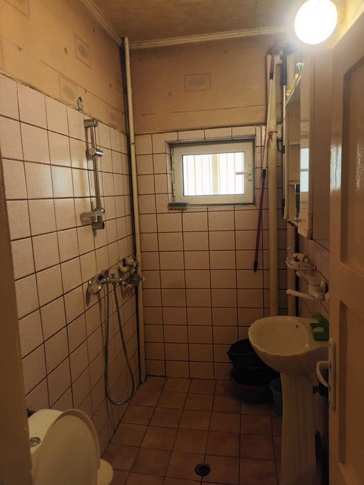 Продава се Тристаен апартамент в Перник, Център - 76 кв.м за 1132 €/кв.м - Снимка #14