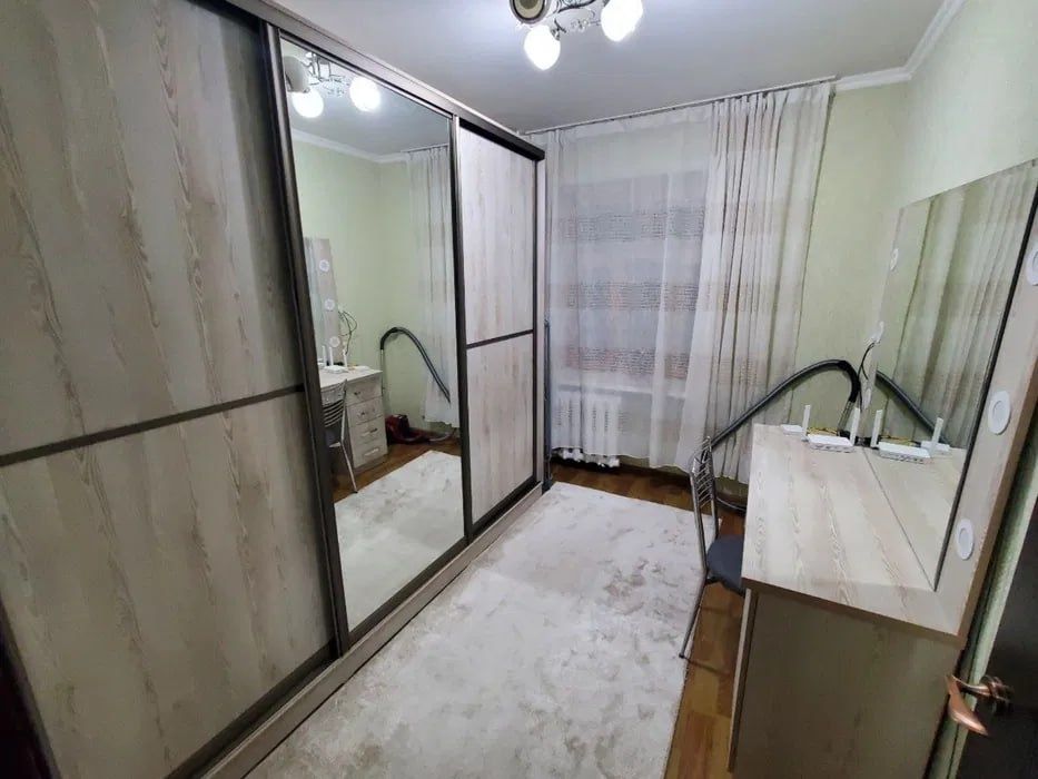 Мирзо Улуғбек тумани, Буюк Ипак Йўли метро яқинида 1 хонали квартира