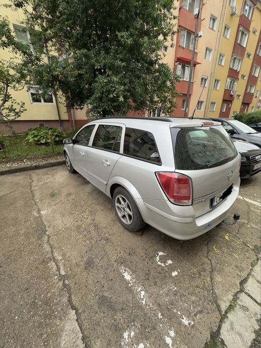 Vand Opel Astra H 1.6 benzina