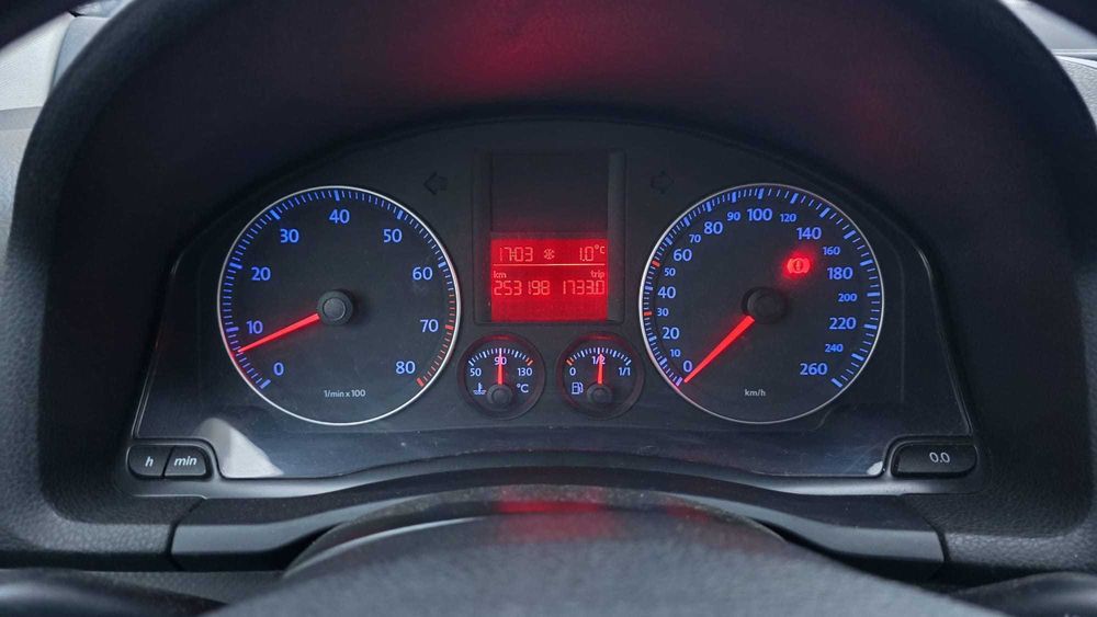 Golf 5 1.6 MPI an 2008