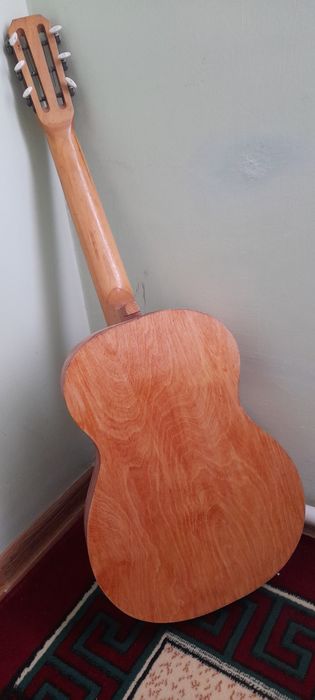 Гитара б/у без комплектов