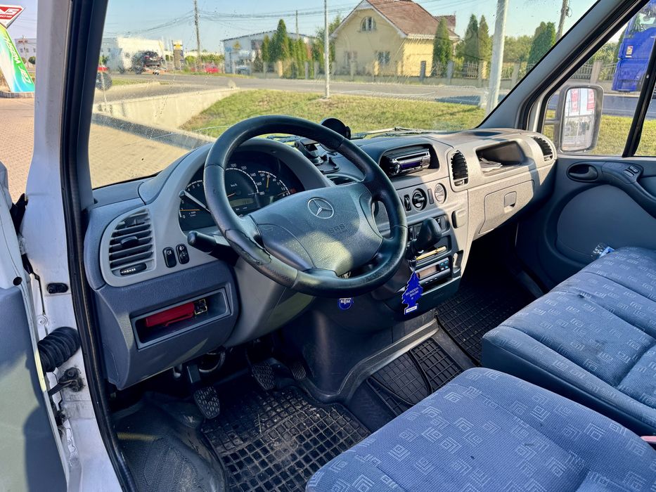 Mercedes Sprinter autoplatformă 3.5 tone 2.7CDI