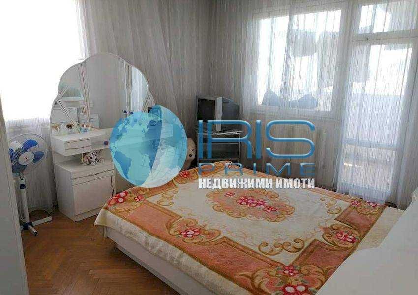 Продава се Четиристаен апартамент в Шумен, Еверест - 104 кв.м за 687 €/кв.м - Снимка #9