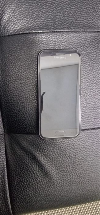 Продам телефон Самсунг