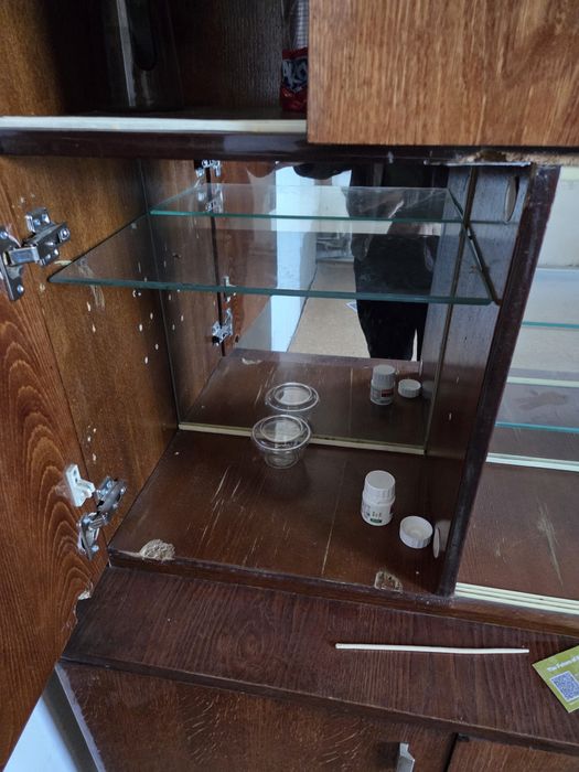 Срочно продам шкаф