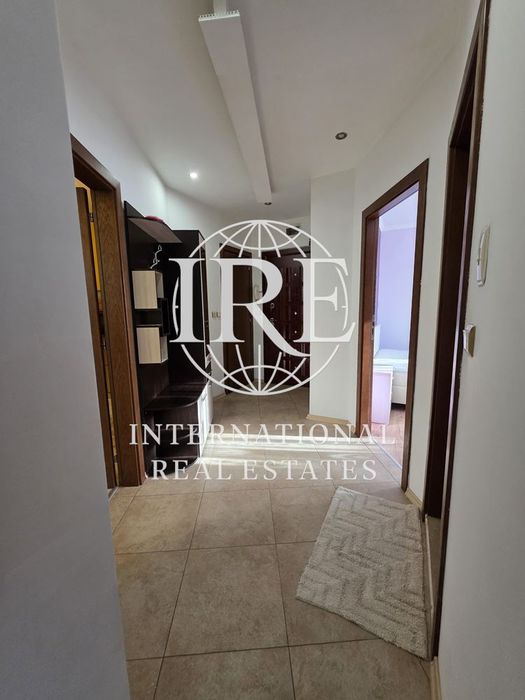 Продава се Тристаен апартамент в Варна, Възраждане 1 - 84 кв.м за 1321 €/кв.м - Снимка #12