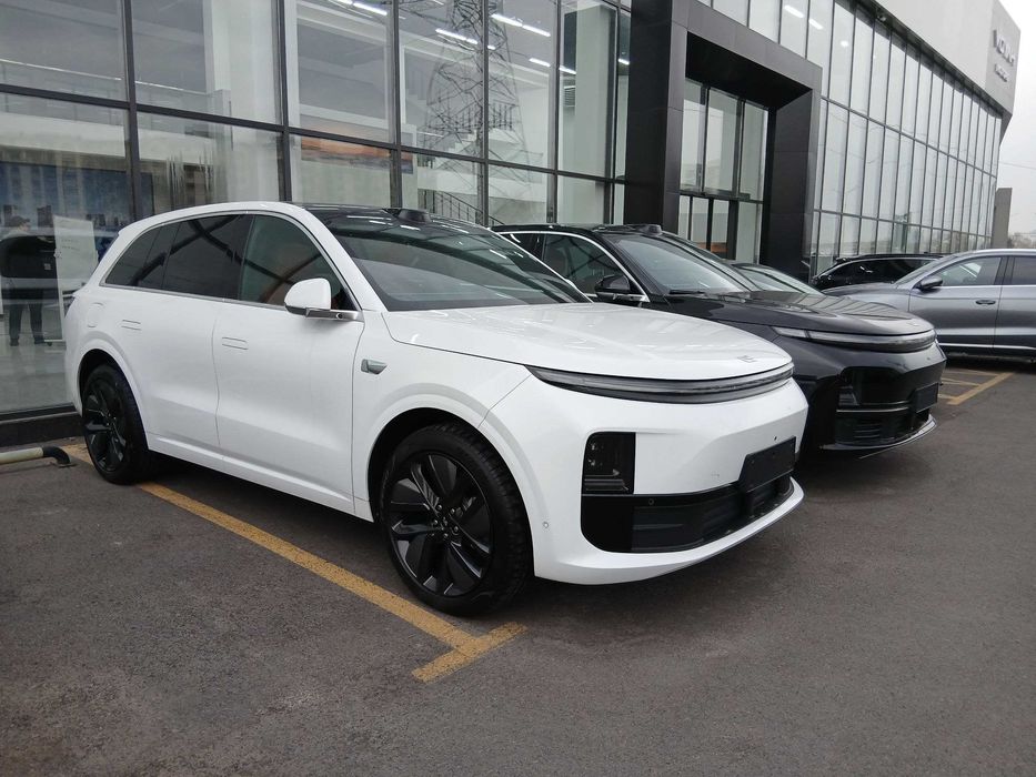 Официальный дилер с гарантией Рестайлинг вариант LIXIANG L6 PRO и MAX