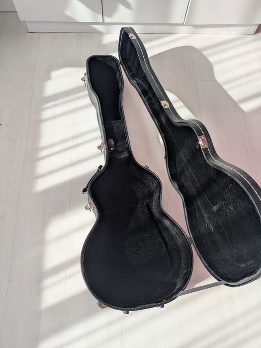 Gibson Les Paul Studio Faded с куфар