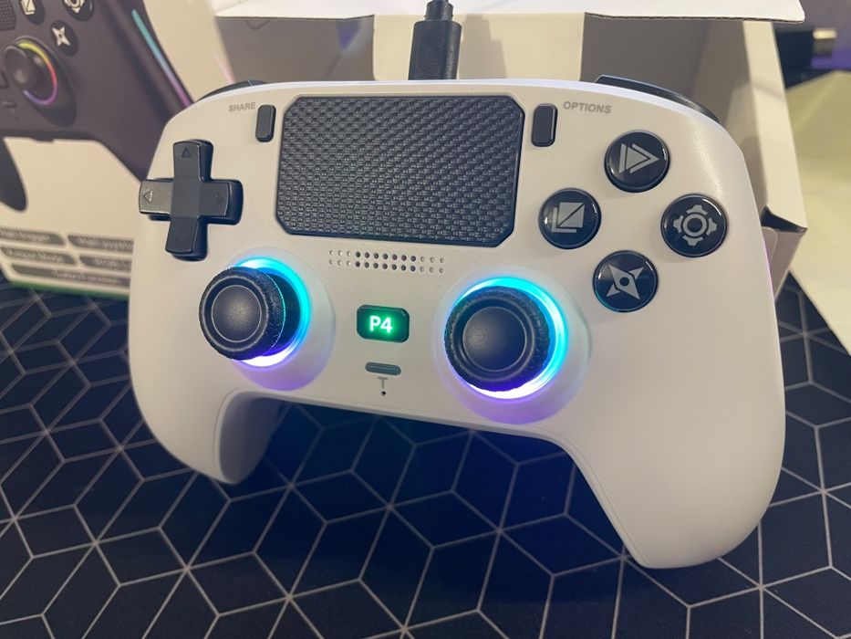 Controller wireless P916 pentru PS4 – Hall Effect – RGB