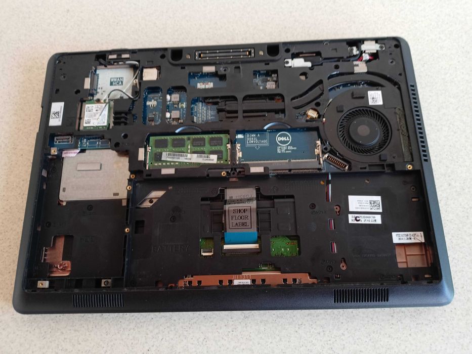 Elemente Dell Latitude E5450