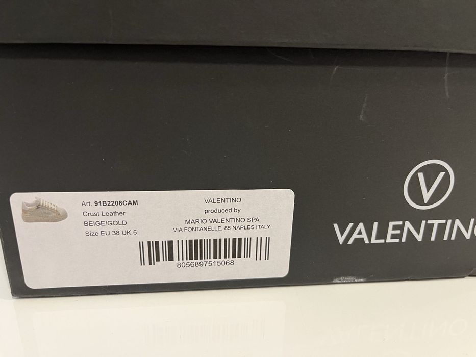 Дамски кожени спортни обувки VALENTINO