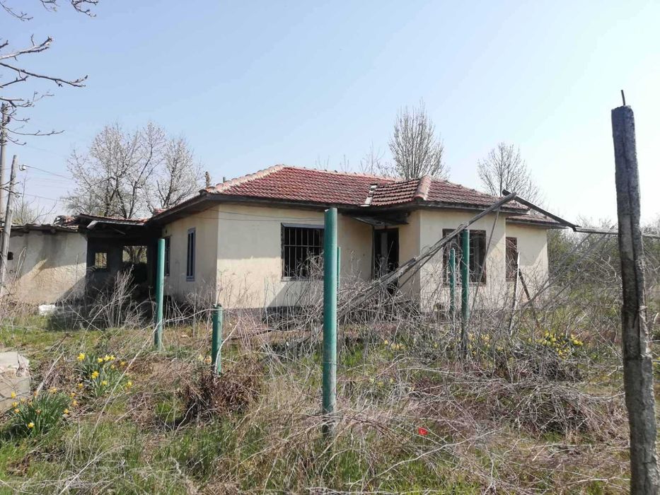 Къща в село Пчеларово