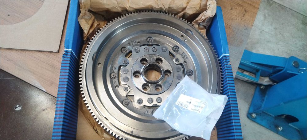 Двумасов маховик за DSG DQ500