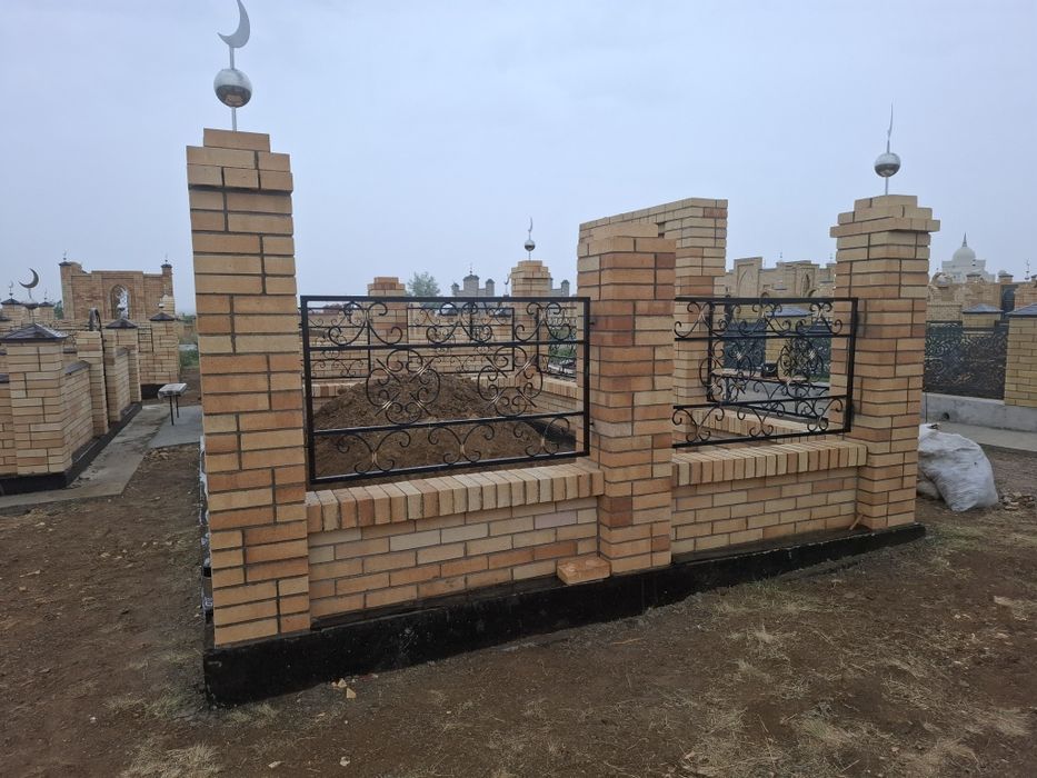 Мазары , Памятники,  оградки