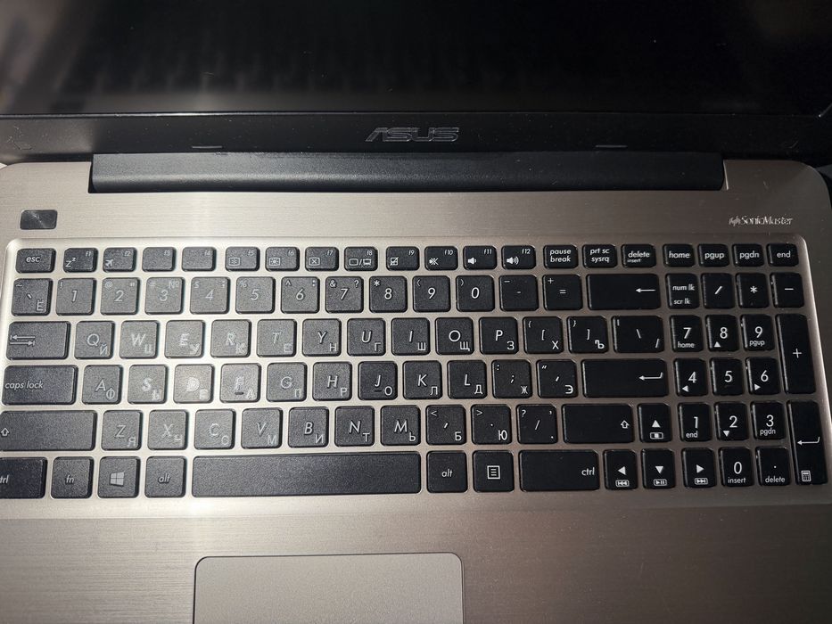 Ноутбук ASUS для работы и игр