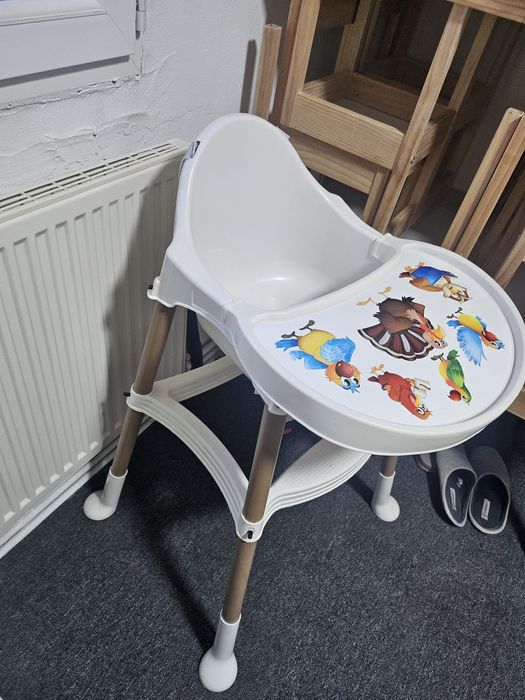 Scaun bebe de masa