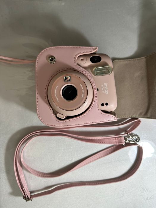 Фотопарат Instax, (с чехлом)
