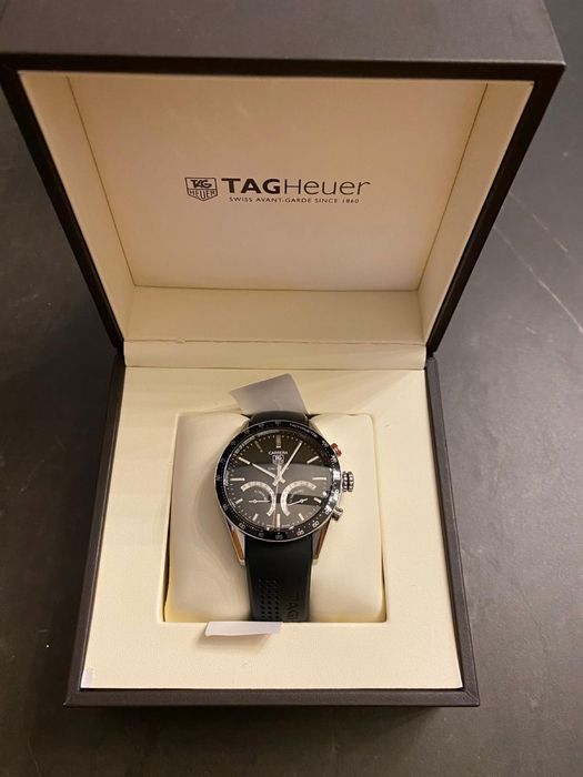 Часовник Tag Heuer Carrera Stainless Steel