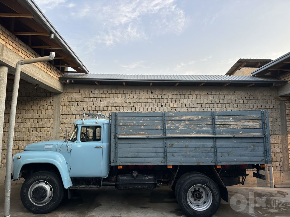 Zil 130 soz xolata aybi yoq ishlab turipti narxini kelishamiz tel qili