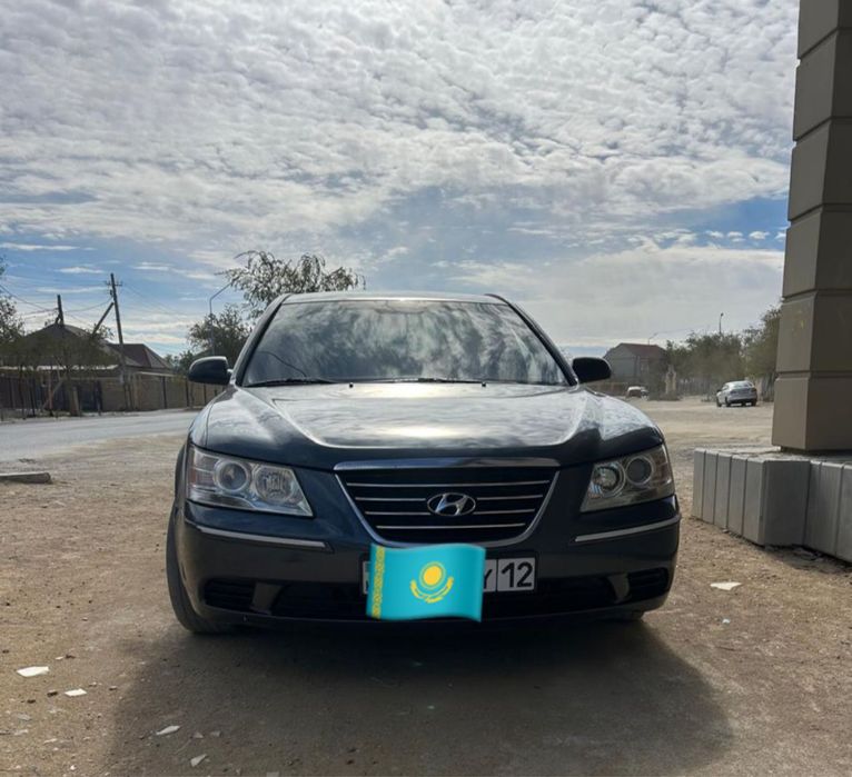 Машина Hyindai Sonata 2008