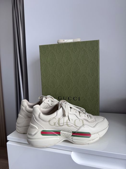 Men's Rhyton trainer with Gucci logo