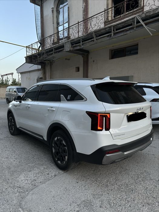 Kia Sorento 2,5л 2024