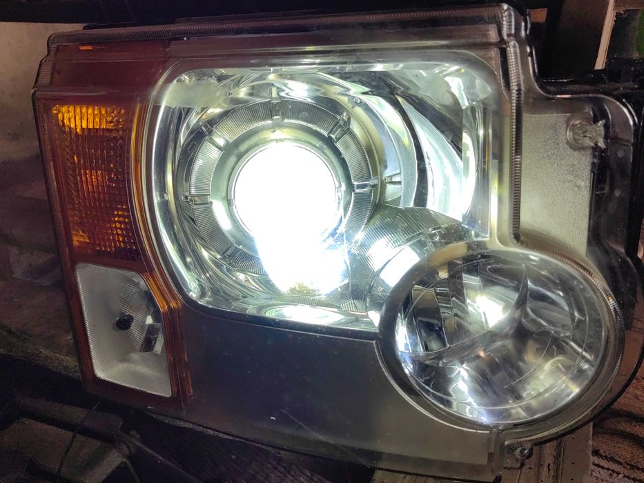 Фарове Land Rover Discovery Xenon /Фар Land Rover Ляв Десен Оригинални