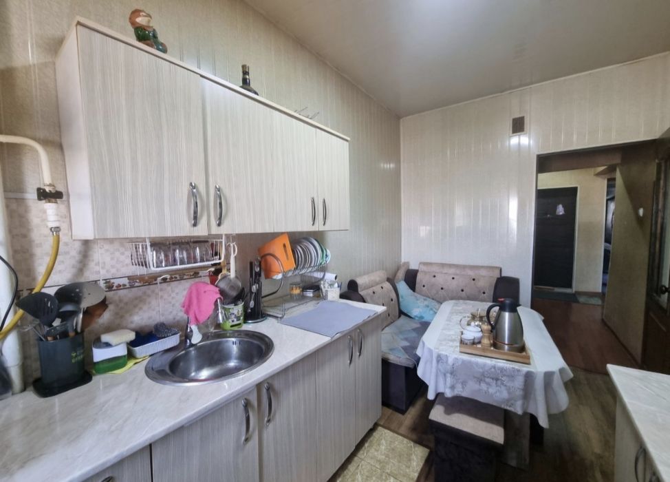 Юнусабад 14 квартал. Продается квартира 3/4/9