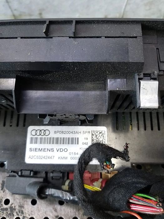 Panou comanda clima ac audi a3 8p 8p0820043ah a2c53242447