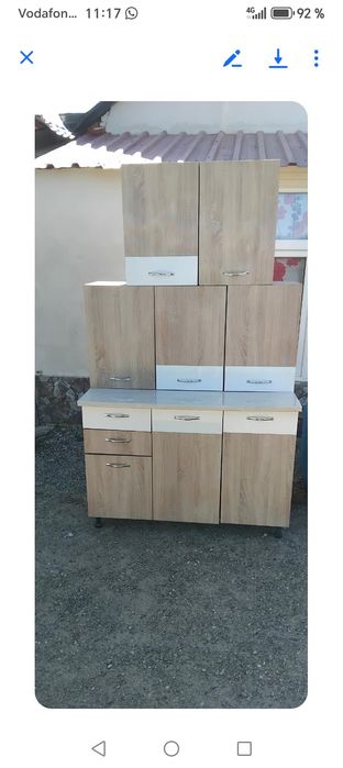 Mobila de bucătărie