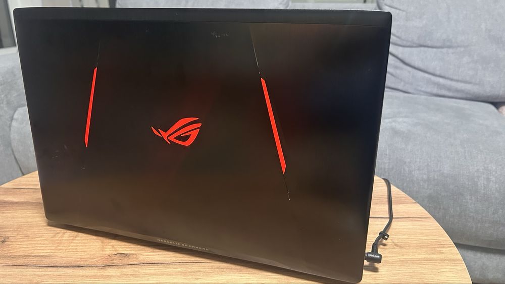 Laptop gaming ASUS ROG GL753VD i7 / 24GB RAM / SSD 256GB / GTX 1050