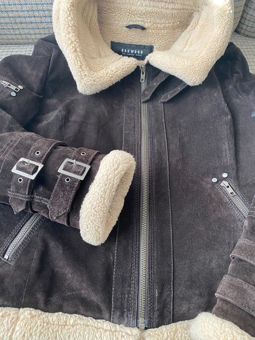 Дамско зимно яке с агнешка кожа и подвижна качулка