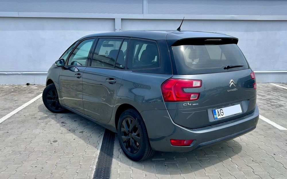 Proprietar ,Vând Citroen C4 Grand Picasso 2015-10 ,euro 6 !