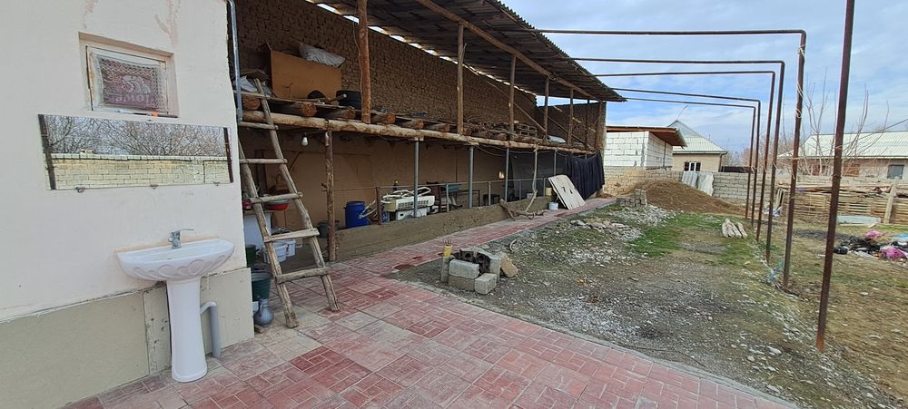 10 сотих уй сотлади 4 хонали