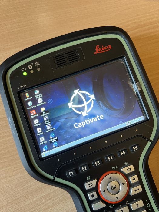 Leica CS20 3.75G Carnet de teren