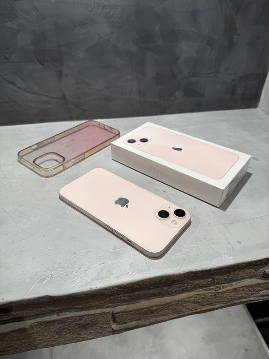 КАТО ЧИСТО НОВ Iphone 13 256 GB, 100% батерия