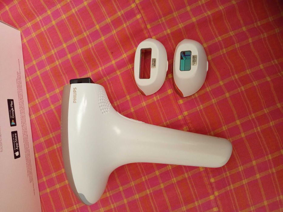 Фотоепилатор Philips Lumea