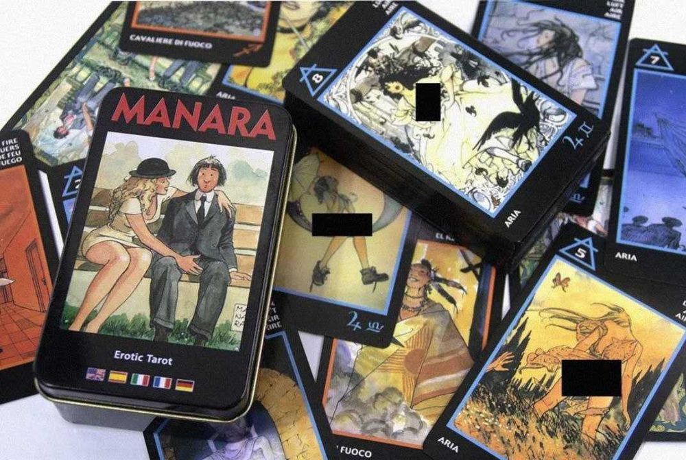 Карты МАК Таро Манара Manara Tarot в жестяном боксе, разм. 6*10.