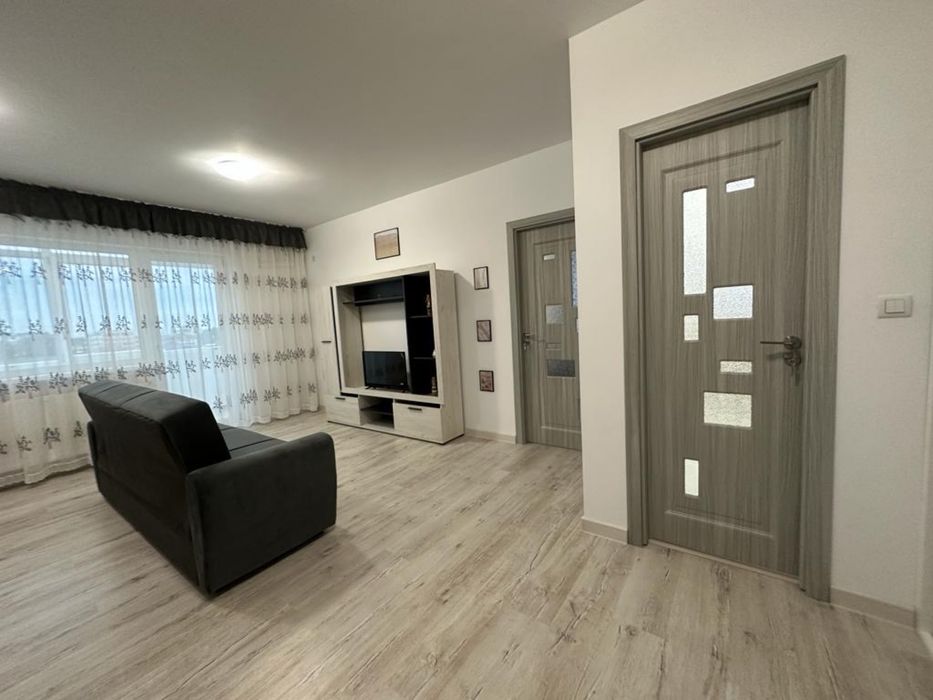 Vand Studio in bloc nou, central, complet utilat si mobilat - Vedere 3