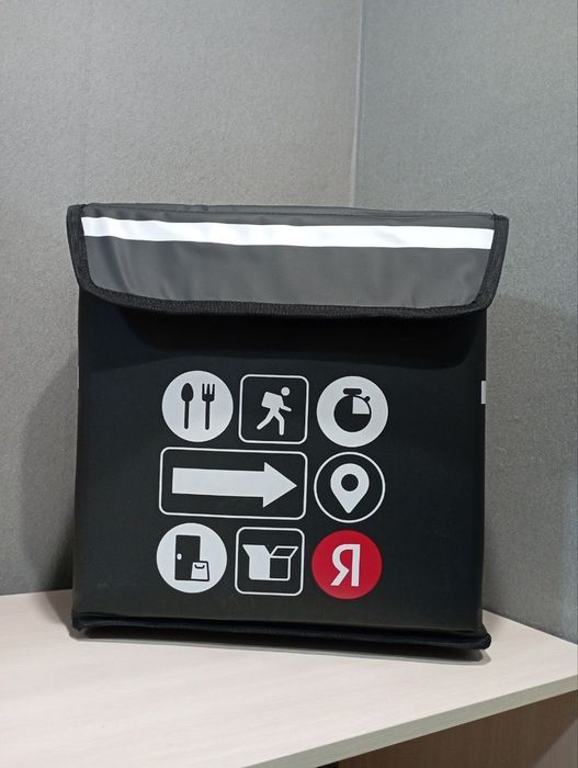 Яндекс сумка в отличном состоянии