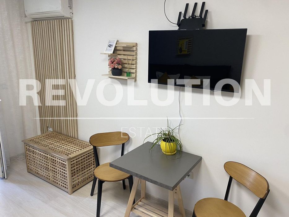 Дава се под наем Многостаен апартамент в Варна, ВИНС - 130 кв.м за 1000 € - Снимка #12