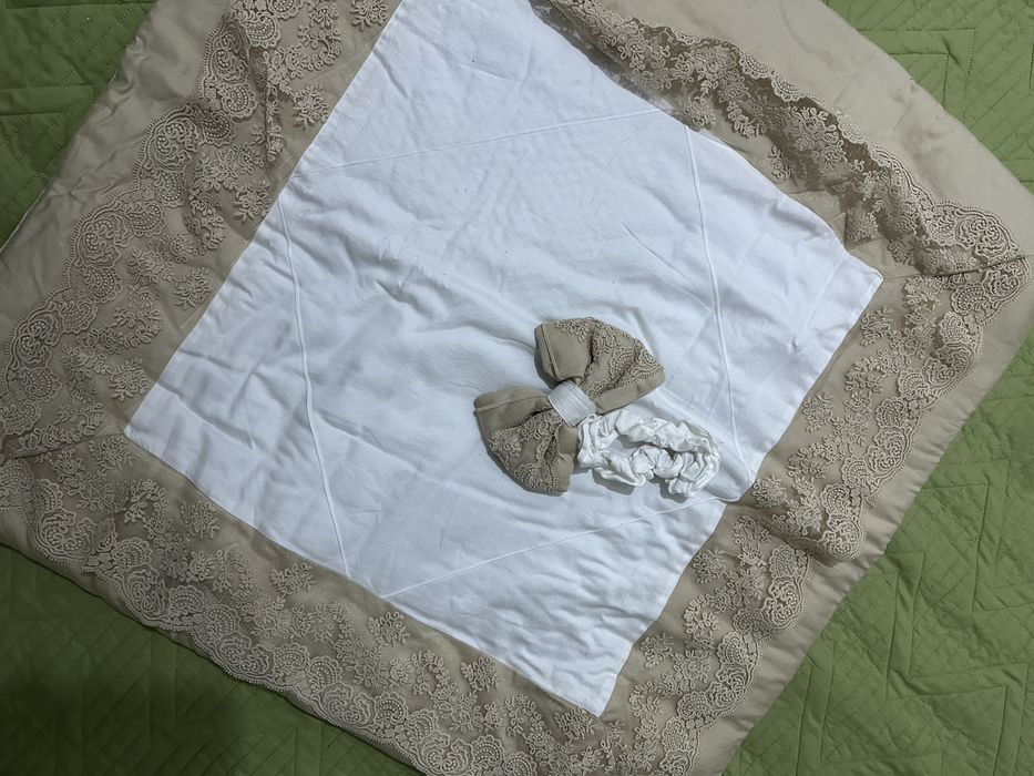 Продам конверты на выписку бу