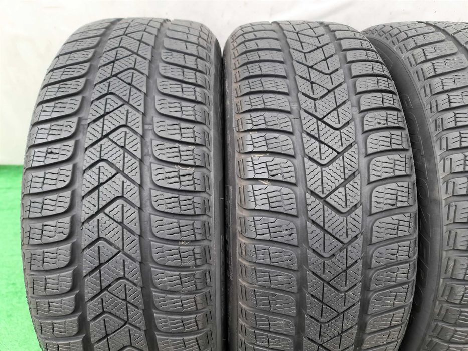 4бр. 225/65/17 PIRELLI Scorpion - зимни